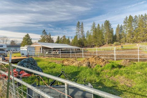 Tiny photo for 3990 Jerome Prairie Road, Grants Pass, OR 97527 (MLS # 220214216)