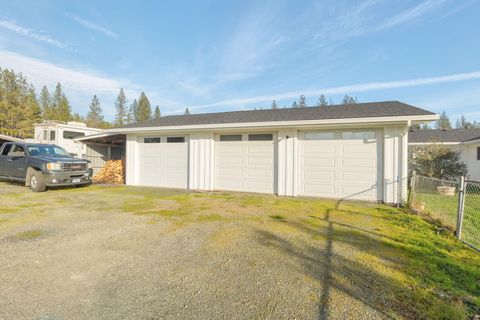 Tiny photo for 3990 Jerome Prairie Road, Grants Pass, OR 97527 (MLS # 220214216)