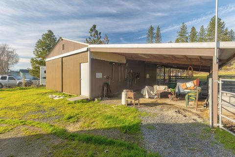 Tiny photo for 3990 Jerome Prairie Road, Grants Pass, OR 97527 (MLS # 220214216)