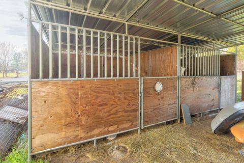 Tiny photo for 3990 Jerome Prairie Road, Grants Pass, OR 97527 (MLS # 220214216)