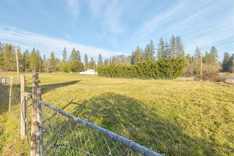 Tiny photo for 3990 Jerome Prairie Road, Grants Pass, OR 97527 (MLS # 220214216)