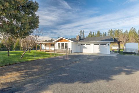 Tiny photo for 3990 Jerome Prairie Road, Grants Pass, OR 97527 (MLS # 220214216)
