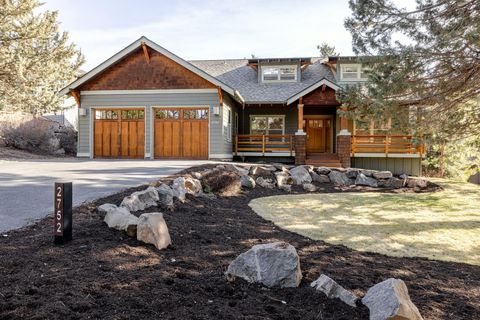 Tiny photo for 2752 NW Champion Circle, Bend, OR 97703 (MLS # 220214928)