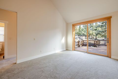 Tiny photo for 2752 NW Champion Circle, Bend, OR 97703 (MLS # 220214928)