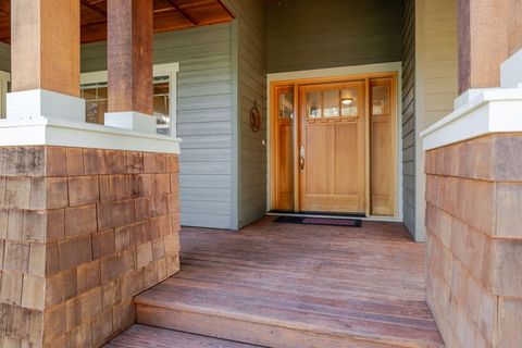 Tiny photo for 2752 NW Champion Circle, Bend, OR 97703 (MLS # 220214928)