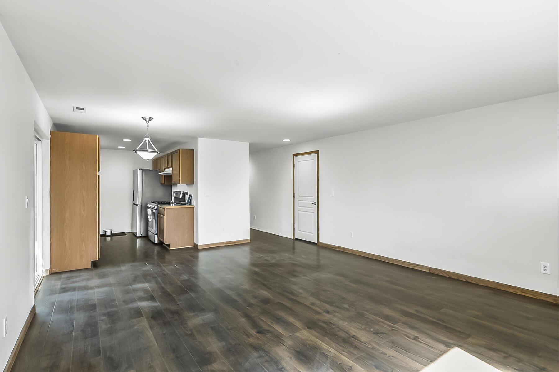 2471 NE 3rd Street