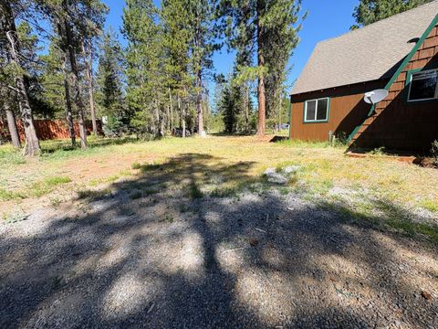 Tiny photo for 15934 Fir Road, La Pine, OR 97739 (MLS # 220205133)