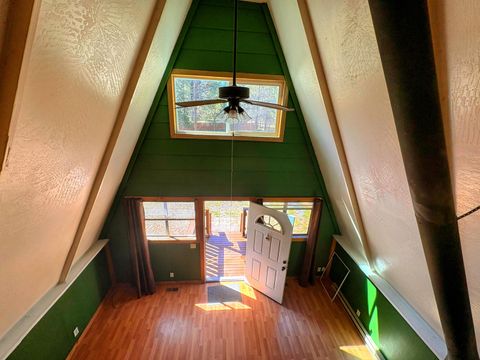 Tiny photo for 15934 Fir Road, La Pine, OR 97739 (MLS # 220205133)