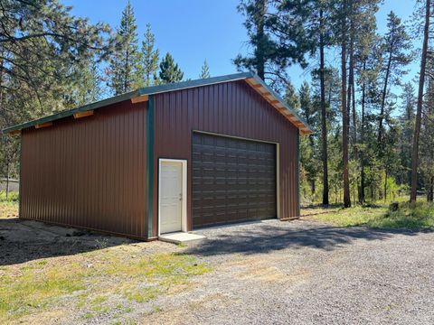 Tiny photo for 15934 Fir Road, La Pine, OR 97739 (MLS # 220205133)
