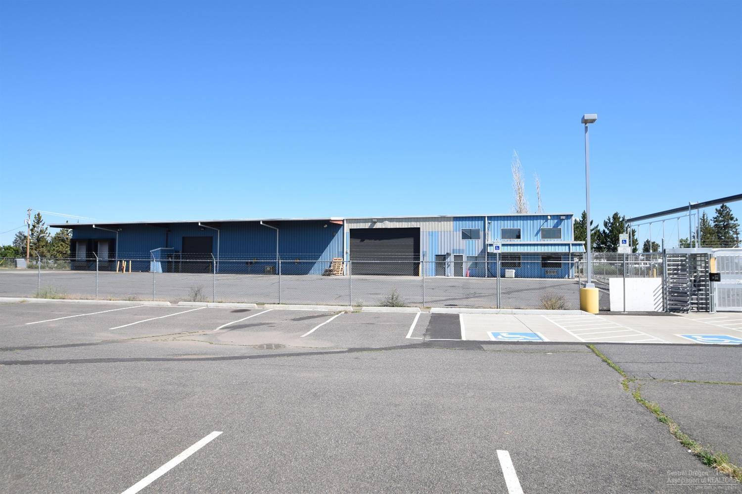 CLAB - Commercial Sale