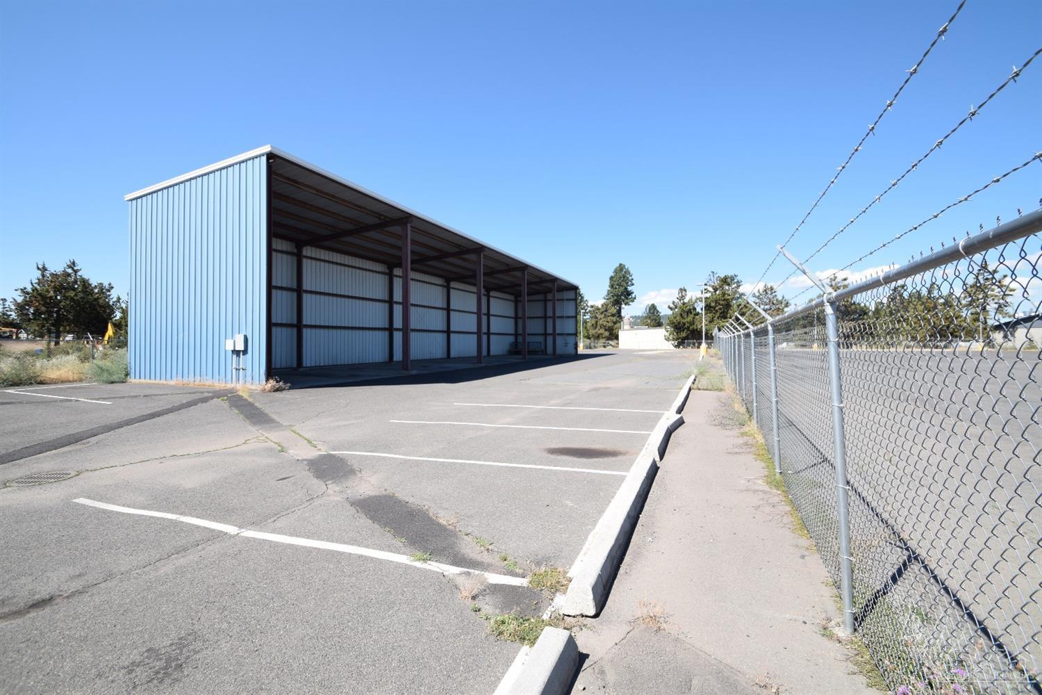 CLAB - Commercial Sale