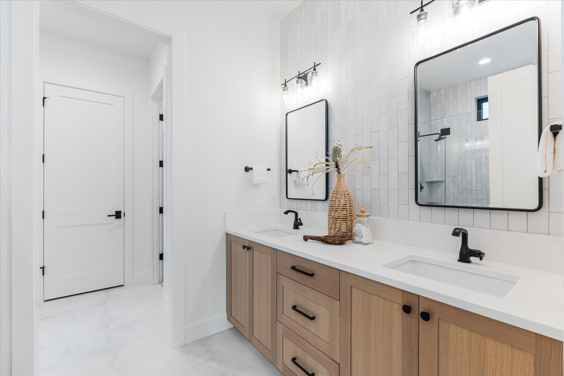 Discovery West Phase 6 & 7 - Residential