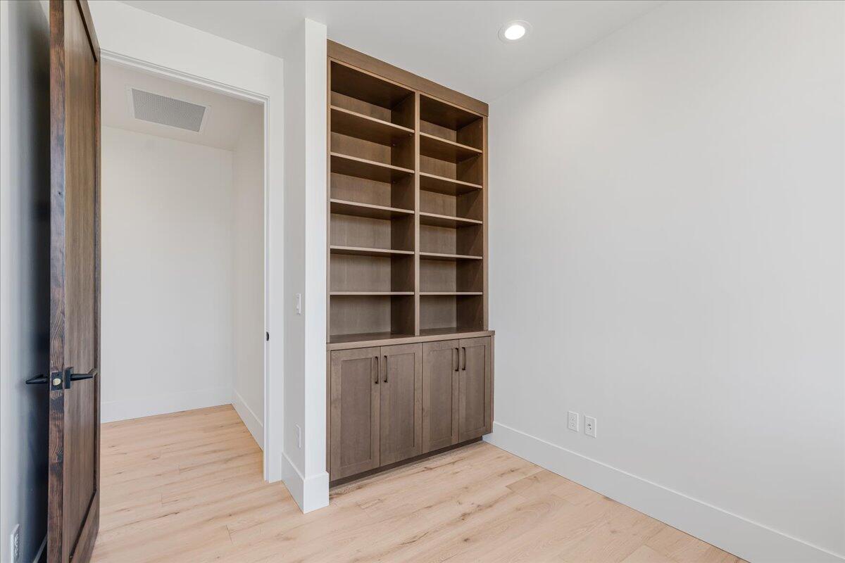 Pronghorn - Residential