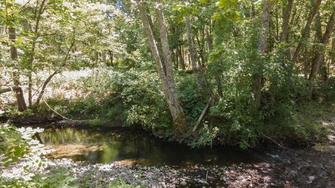 Tiny photo for 925 Meadow View Drive, Williams, OR 97544 (MLS # 220223660)