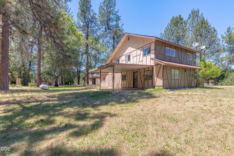 Tiny photo for 925 Meadow View Drive, Williams, OR 97544 (MLS # 220223660)