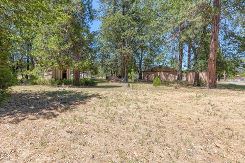 Tiny photo for 925 Meadow View Drive, Williams, OR 97544 (MLS # 220223660)