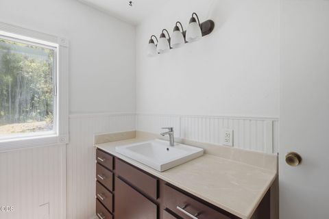 Tiny photo for 925 Meadow View Drive, Williams, OR 97544 (MLS # 220223660)
