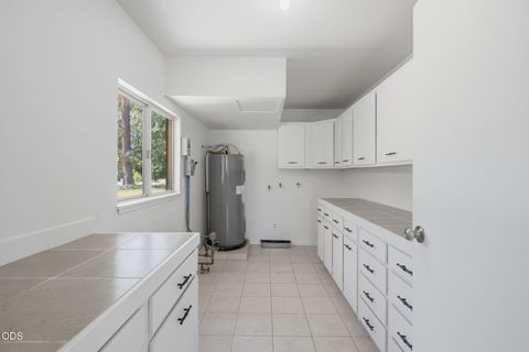 Tiny photo for 925 Meadow View Drive, Williams, OR 97544 (MLS # 220223660)