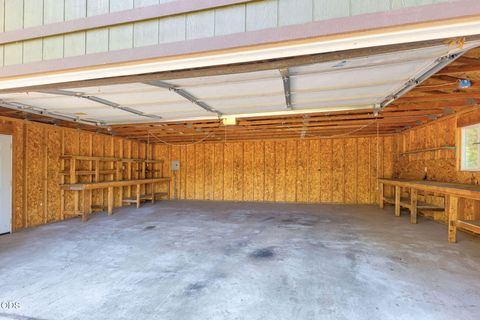 Tiny photo for 925 Meadow View Drive, Williams, OR 97544 (MLS # 220223660)
