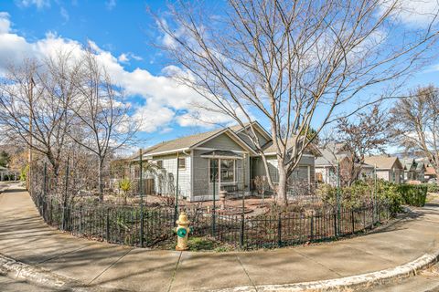 Tiny photo for 139 N Wightman Street, Ashland, OR 97520 (MLS # 220215521)