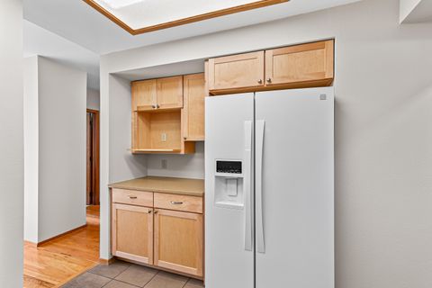 Tiny photo for 139 N Wightman Street, Ashland, OR 97520 (MLS # 220215521)