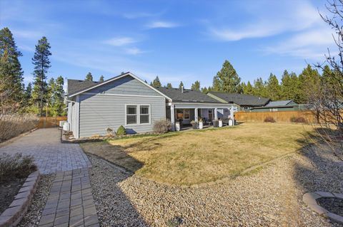 Tiny photo for 17463 Egret Drive, Bend, OR 97707 (MLS # 220217348)
