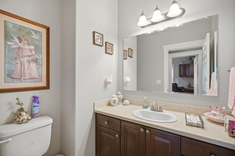 Tiny photo for 17463 Egret Drive, Bend, OR 97707 (MLS # 220217348)