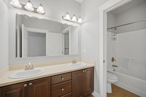 Tiny photo for 17463 Egret Drive, Bend, OR 97707 (MLS # 220217348)