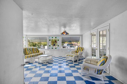 Tiny photo for 2752 SW Aaron Street, Madras, OR 97741 (MLS # 220215202)