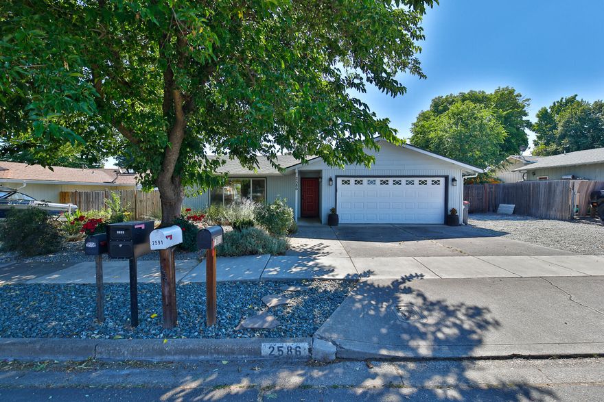 Nestled on the quiet end of N. Keene Way, this move-in ready home boasts a beautiful backyard oasis, tastefully remodeled kitchen and newer appliances. Large shade trees in the front yard and 18 inches of insulation in the attic aid in reducing heating and cooling costs of this wonderful home.