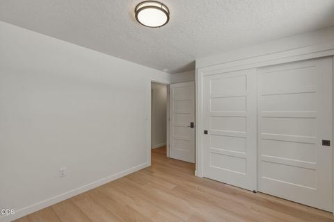 Tiny photo for 20422 Bullblock Road, Bend, OR 97702 (MLS # 220223299)