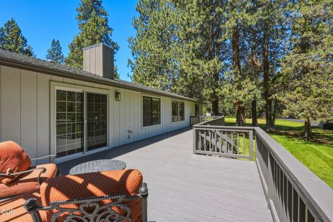 Tiny photo for 20422 Bullblock Road, Bend, OR 97702 (MLS # 220223299)