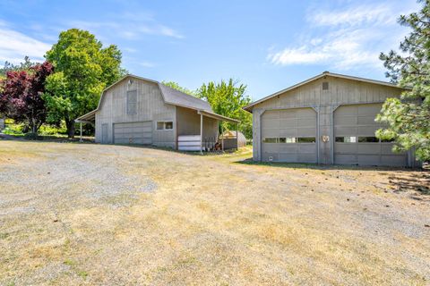 Tiny photo for 1247 Panther Gulch Road, Williams, OR 97544 (MLS # 220217471)