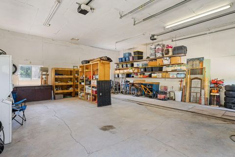 Tiny photo for 1247 Panther Gulch Road, Williams, OR 97544 (MLS # 220217471)