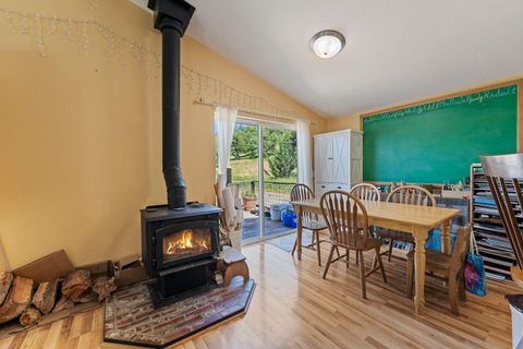 Tiny photo for 1247 Panther Gulch Road, Williams, OR 97544 (MLS # 220217471)