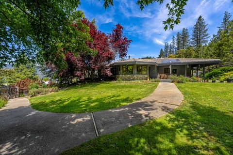 Tiny photo for 1247 Panther Gulch Road, Williams, OR 97544 (MLS # 220217471)