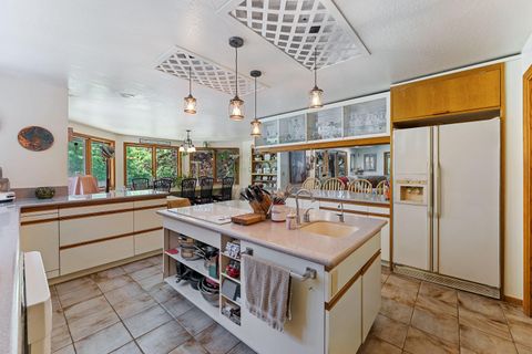 Tiny photo for 1247 Panther Gulch Road, Williams, OR 97544 (MLS # 220217471)