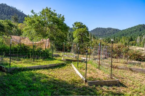 Tiny photo for 1247 Panther Gulch Road, Williams, OR 97544 (MLS # 220217471)