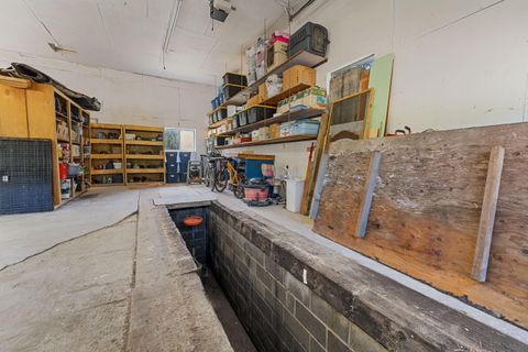 Tiny photo for 1247 Panther Gulch Road, Williams, OR 97544 (MLS # 220217471)