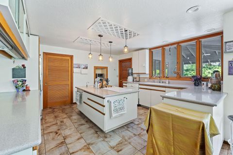 Tiny photo for 1247 Panther Gulch Road, Williams, OR 97544 (MLS # 220217471)