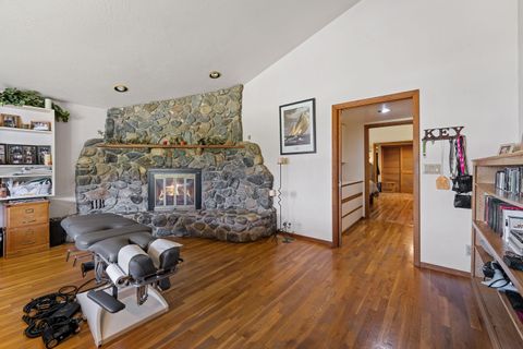 Tiny photo for 1247 Panther Gulch Road, Williams, OR 97544 (MLS # 220217471)