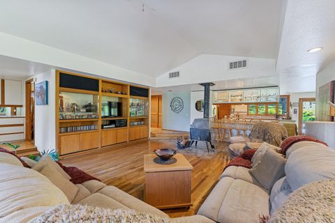 Tiny photo for 1247 Panther Gulch Road, Williams, OR 97544 (MLS # 220217471)