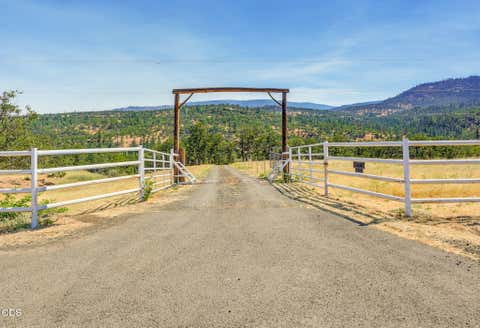 Tiny photo for 4001 S Fork Little Butte Creek Road, Eagle Point, OR 97524 (MLS # 220226512)