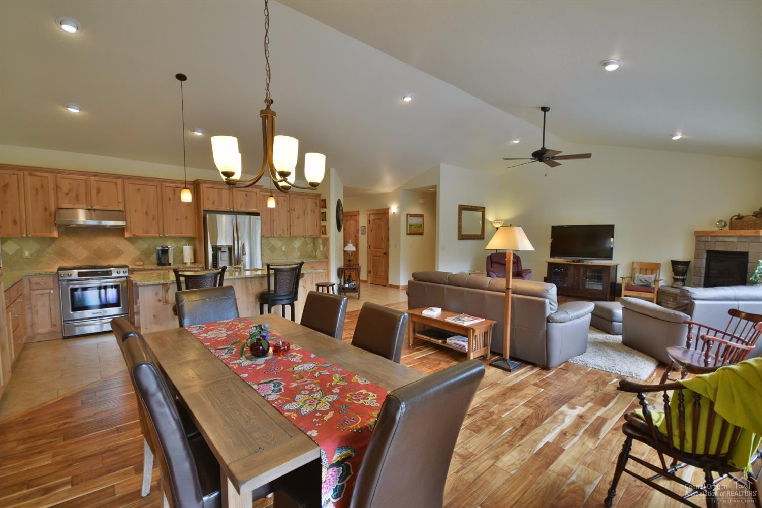 Eagle Crest - Residential