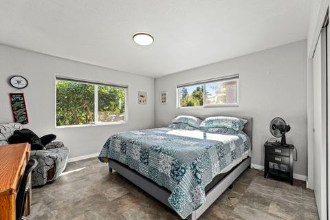 Tiny photo for 740 NW Kinney Street, Grants Pass, OR 97526 (MLS # 220213951)