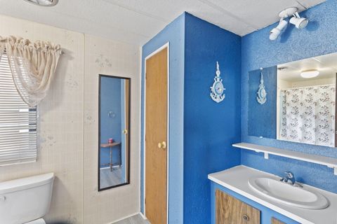 Tiny photo for 318 Sandlewood Drive, Grants Pass, OR 97526 (MLS # 220214351)