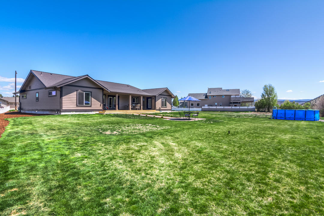 Meadow Lakes Estate - Residential