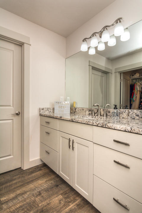 Meadow Lakes Estate - Residential