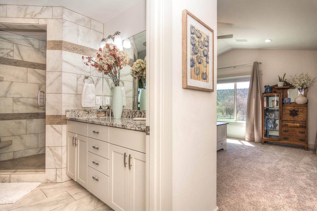 Meadow Lakes Estate - Residential