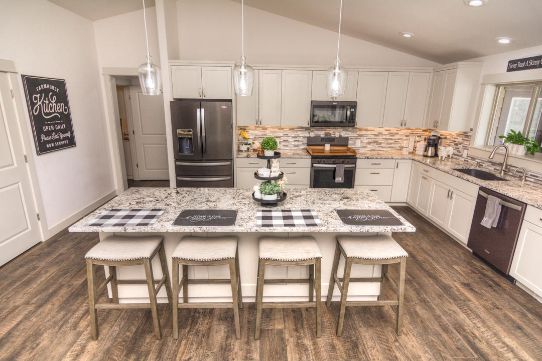 Meadow Lakes Estate - Residential